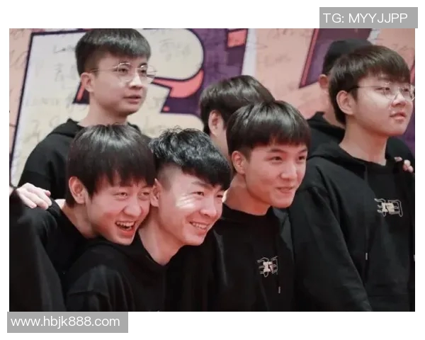 深入分析RNG战队运营策略与市场热点的成功之道