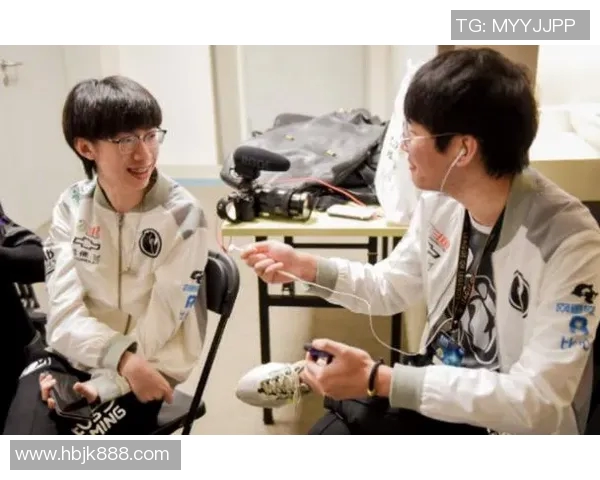 CSGO战术解析揭秘RNG反击策略与团队配合的成功之道实时数据